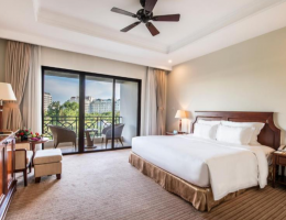 Great Time With The Halong Bay & Bai Tu Long Bay